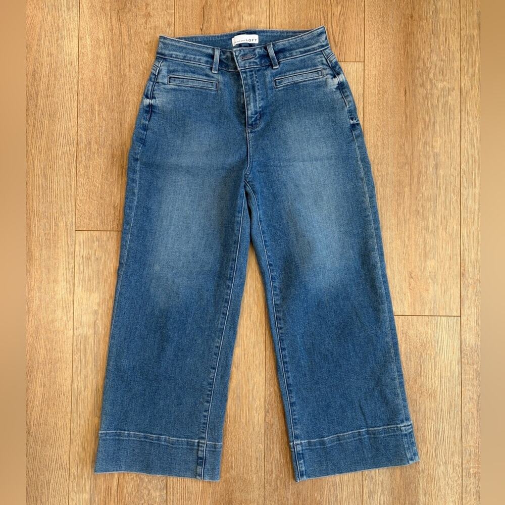 LOFT Wide Leg Crop Jeans Size 26 (2) 24” Inseam High Rise Medium Blue Denim